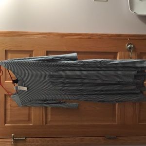 Agnes and Dora Oakley dress with POCKETS